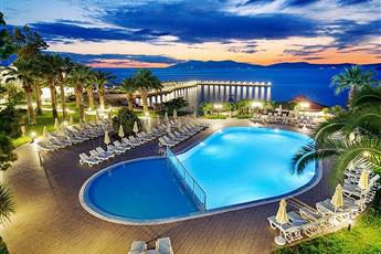 Le Bleu Hotel & Resort 5* Le Bleu Hotel & Resort 5*