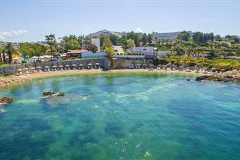 Le Bleu Hotel & Resort 5* Le Bleu Hotel & Resort 5*
