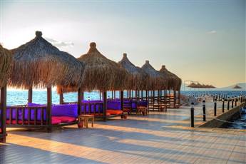 Le Bleu Hotel & Resort 5* Le Bleu Hotel & Resort 5*