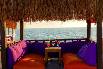 Le Bleu Hotel & Resort 5* Le Bleu Hotel & Resort 5*