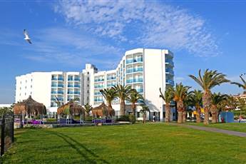 Le Bleu Hotel & Resort 5* Le Bleu Hotel & Resort 5*