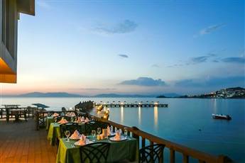 Le Bleu Hotel & Resort 5* Le Bleu Hotel & Resort 5*
