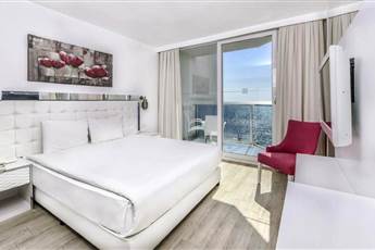 Le Bleu Hotel & Resort 5* Le Bleu Hotel & Resort 5*