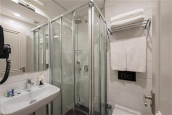 Le Petit Palace Hotel 5*