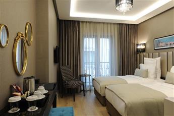 Le Petit Palace Hotel 5*