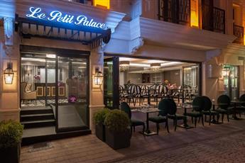 Le Petit Palace Hotel