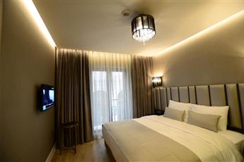 Le Petit Palace Hotel