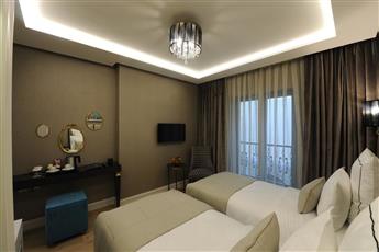 Le Petit Palace Hotel