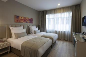 Le Petit Palace Hotel