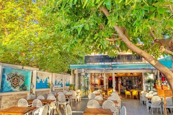 Leda Beach Hotel