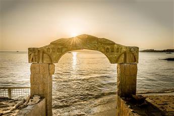 Leda Beach Hotel