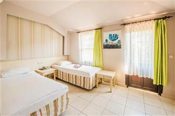 Leda Beach Hotel