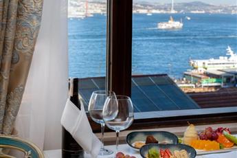 Legacy Ottoman Hotel 5*