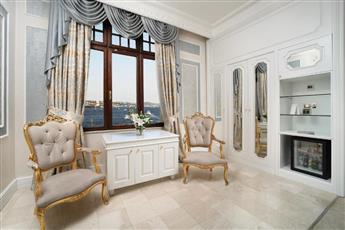 Legacy Ottoman Hotel 5*