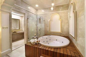 Legacy Ottoman Hotel 5*