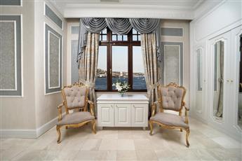 Legacy Ottoman Hotel 5*