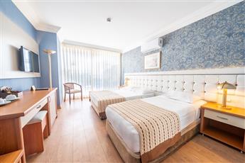 L'Etoile Beach Hotel 4*