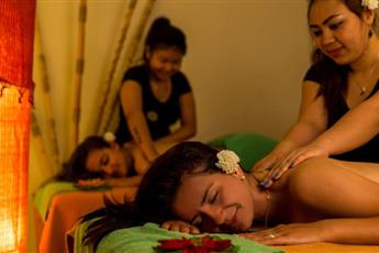 L'Etoile Beach Hotel 4*