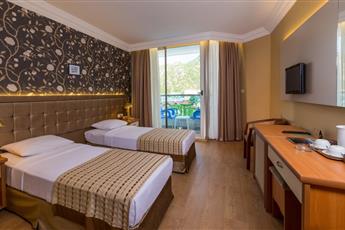 L'Etoile Beach Hotel 4*