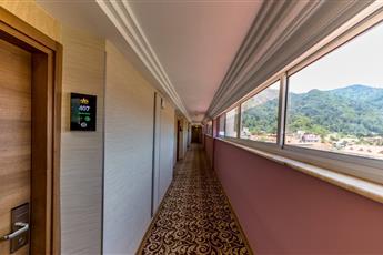 L'Etoile Beach Hotel