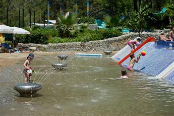 Liberty Lykia Family 5*