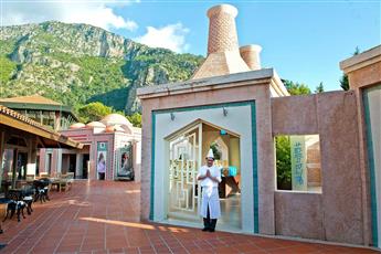 Liberty Lykia Family 5*