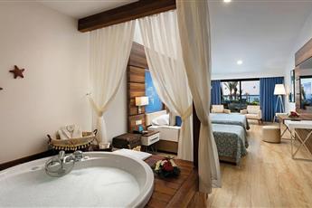 Limak Atlantis Deluxe Hotel & Resort 5*