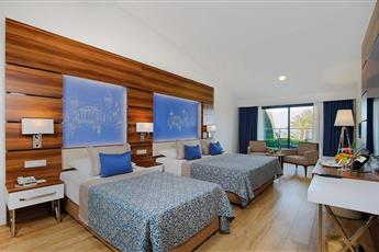 Limak Atlantis Deluxe Hotel & Resort