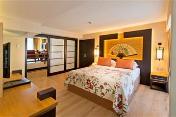 Limak Lara Deluxe Hotel & Resort Antalya