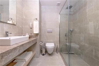 Lims Bona Dea Beach Hotel
