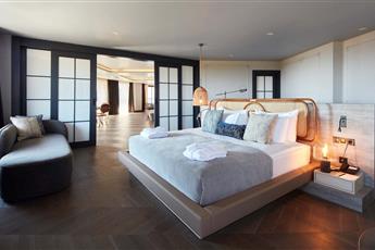 Liu Resorts