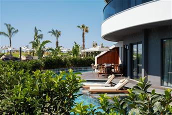 Liu Resorts