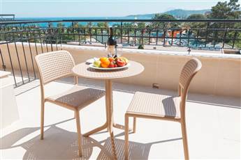 LOceanica Beach Resort Hotel 5*