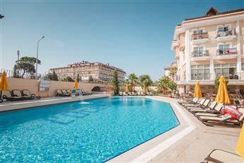 LOceanica Beach Resort Hotel