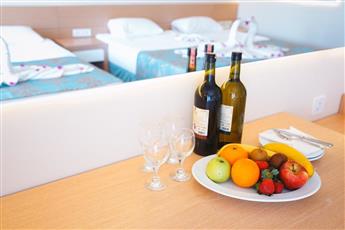 LOceanica Beach Resort Hotel