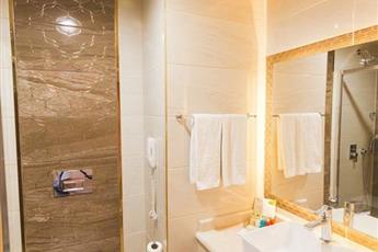 LOceanica Beach Resort Hotel
