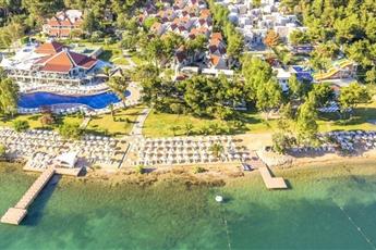 Long Beach Club Nature