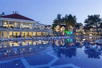 Long Beach Club Nature