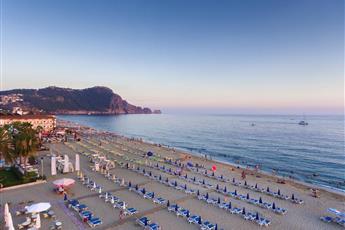 Lonicera City Kleopatra Hotel 3*