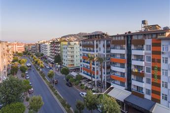 Lonicera City Kleopatra Hotel 3*