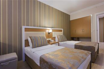 Lonicera City Kleopatra Hotel 3*