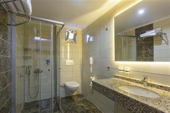Lonicera City Kleopatra Hotel 3*