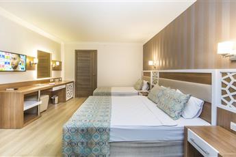 Lonicera Resort & Spa 5*