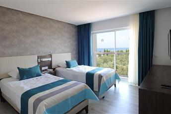 Lonicera West Hotel 4*