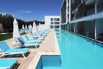 Lonicera West Hotel