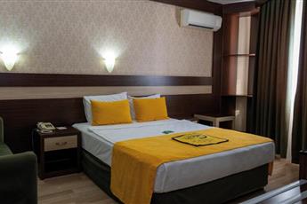 Lonicera World Hotel