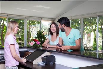 Lonicera World Hotel