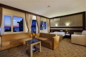 Lonicera World Hotel 4*