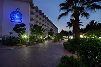 Lonicera World Hotel