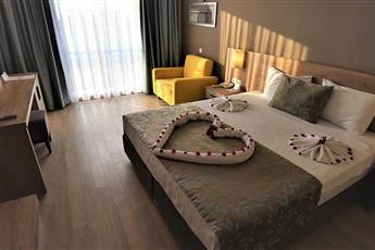 Lucida Beach Hotel